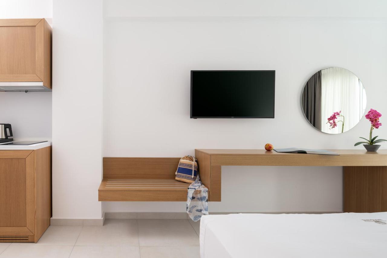 Imagine Luxury Suites Nikiti  Ngoại thất bức ảnh