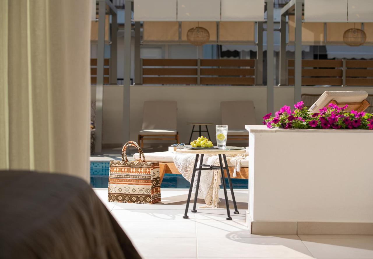 Imagine Luxury Suites Nikiti  Ngoại thất bức ảnh