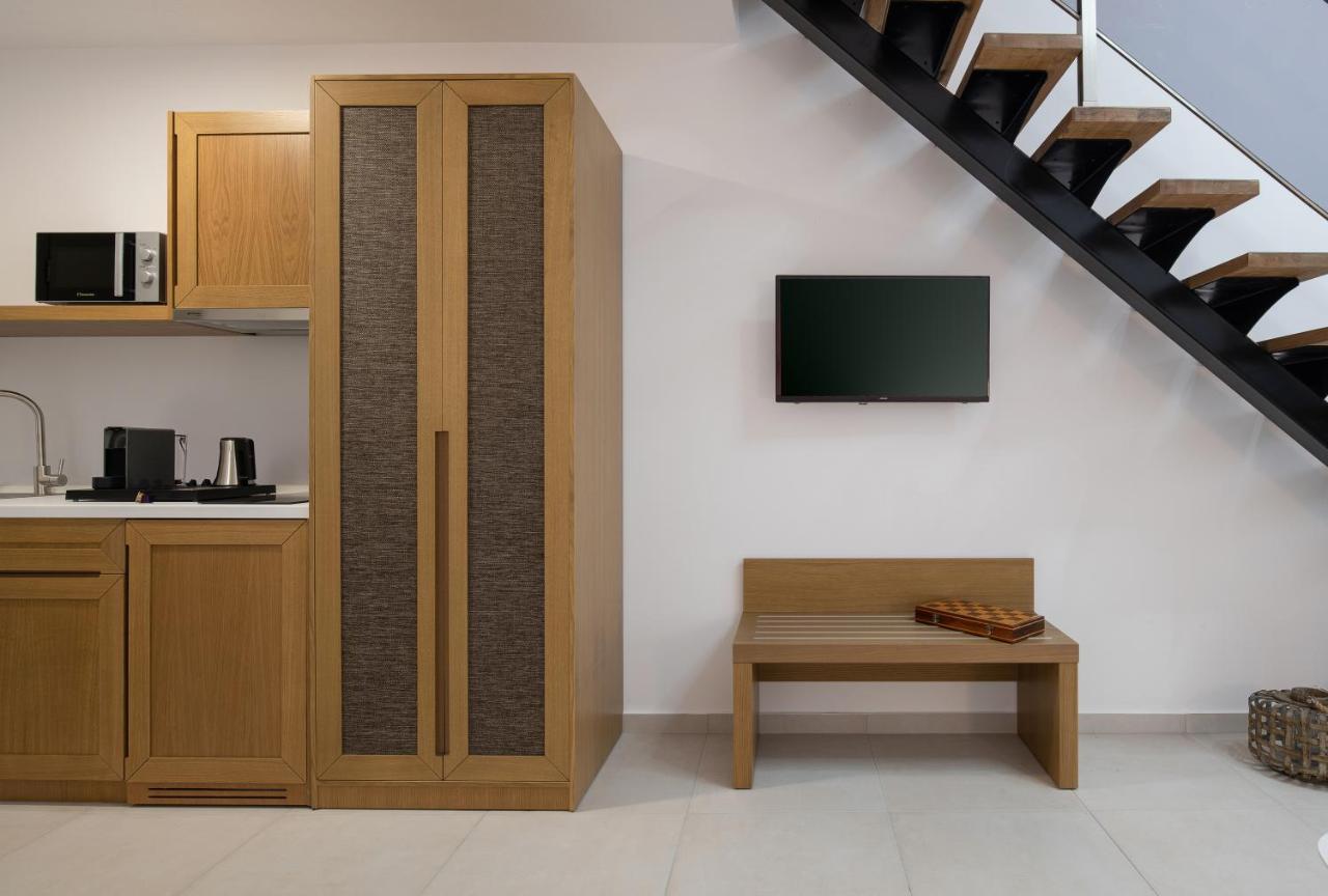 Imagine Luxury Suites Nikiti  Ngoại thất bức ảnh