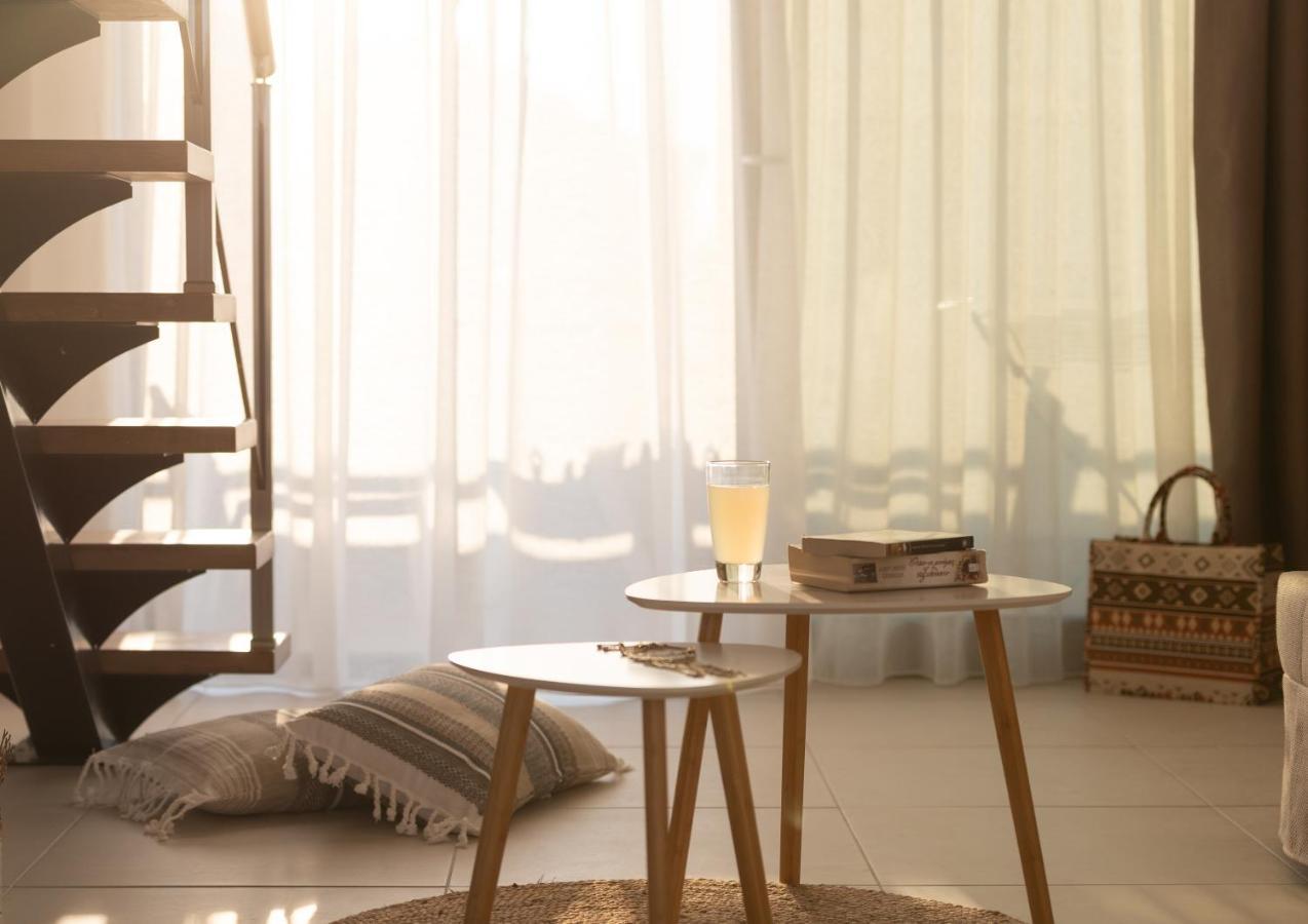 Imagine Luxury Suites Nikiti  Ngoại thất bức ảnh