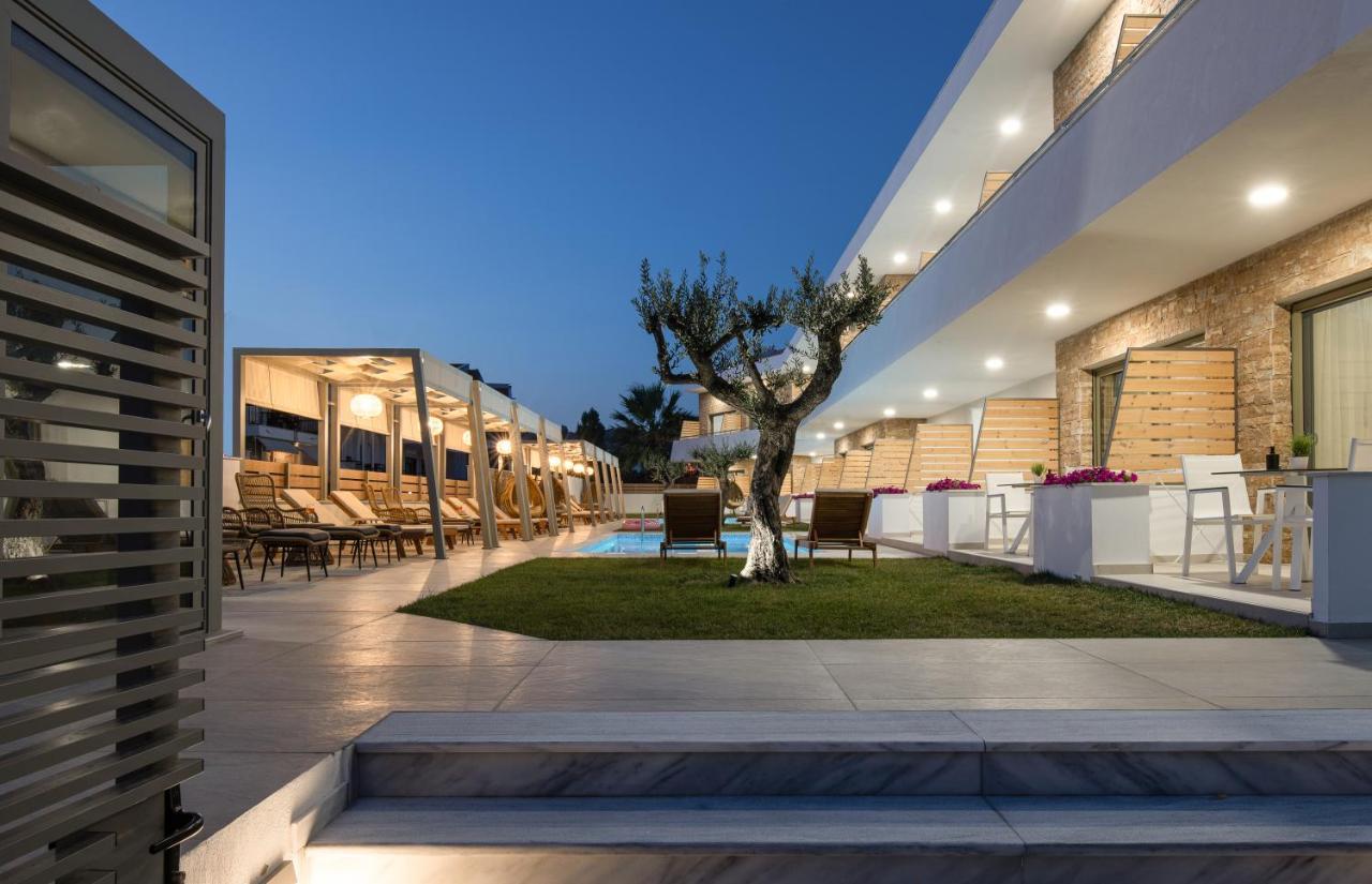 Imagine Luxury Suites Nikiti  Ngoại thất bức ảnh