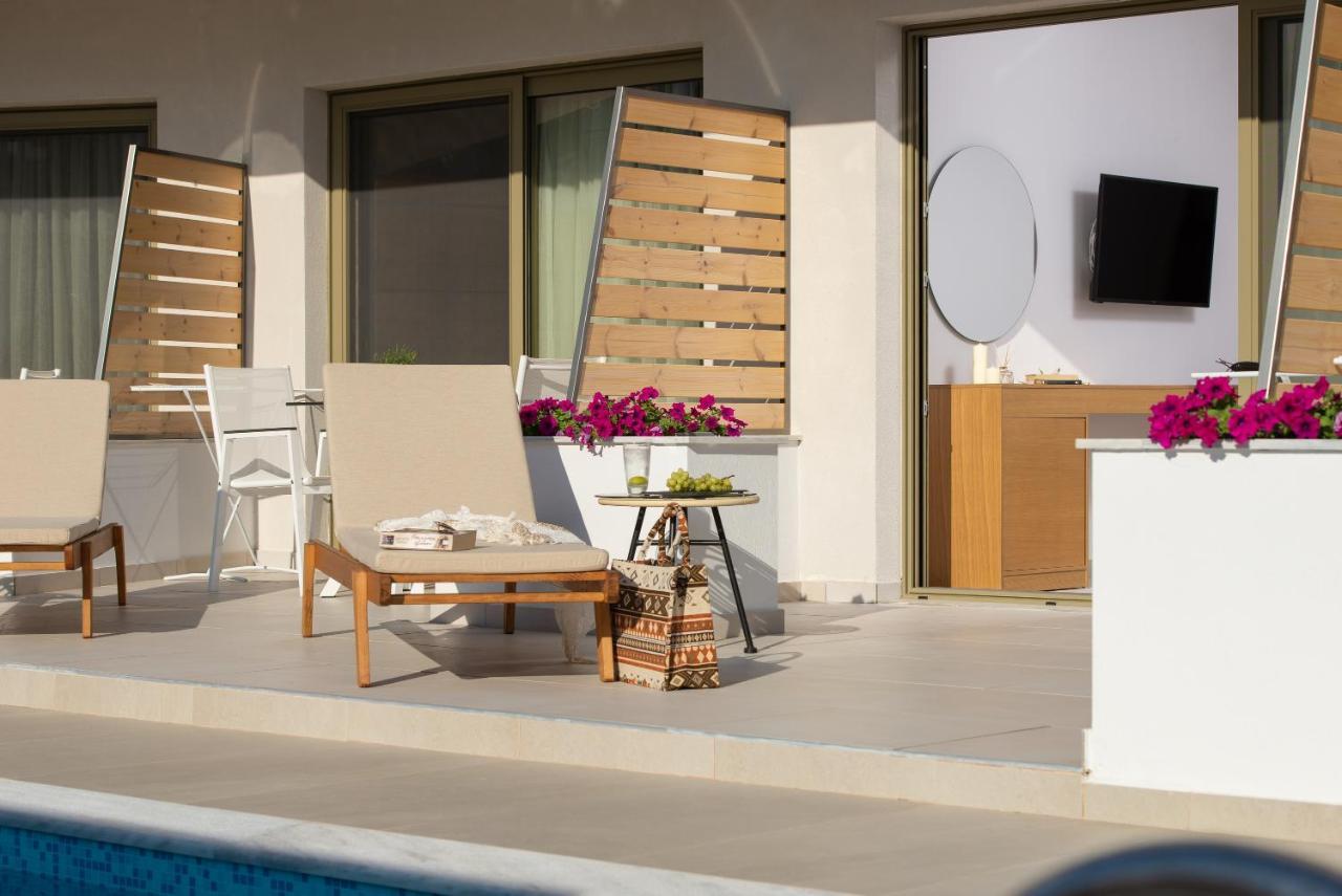 Imagine Luxury Suites Nikiti  Ngoại thất bức ảnh